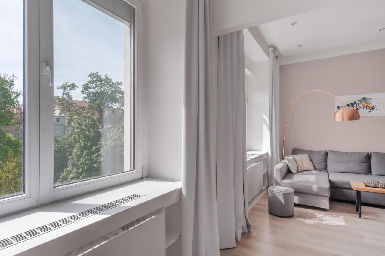 Daire Days - Minimalist Flat - Trendy Karlin Prag